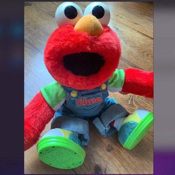 Sesame Street Elmo Fait des imitations - Plush Talking Toy Doll Stuffed - FRENCH - Picture 1 of 6